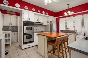 55 Arlington St, Lowell, MA 01854 - Photo 5