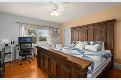 55 Arlington St, Lowell, MA 01854 - Photo 15