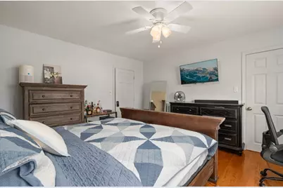 55 Arlington St, Lowell, MA 01854 - Photo 19
