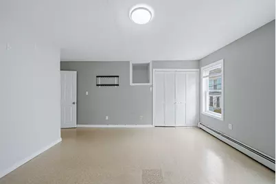 8 Cady St, Lowell, MA 01852 - Photo 19