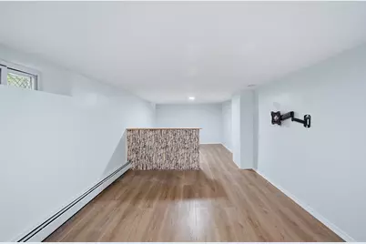 8 Cady St, Lowell, MA 01852 - Photo 31
