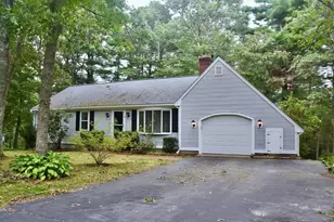 10 Rolling Oaks Dr, Bourne, MA 02559 - Photo 1