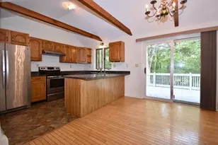 10 Rolling Oaks Dr, Bourne, MA 02559 - Photo 3