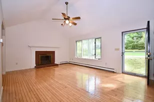 10 Rolling Oaks Dr, Bourne, MA 02559 - Photo 9
