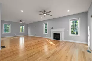 63 Locust St, Salisbury, MA 01952 - Photo 7