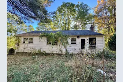 5 Berry Corner Rd, Charlton, MA 01507 - Photo 1