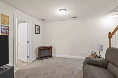 189 Centre Avenue #189, Abington, MA 02351 - Photo 29