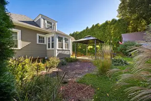 306 Cherry St, Holyoke, MA 01040 - Photo 29