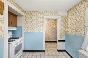 41 Eustis St, Quincy, MA 02170 - Photo 13