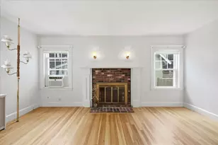 41 Eustis St, Quincy, MA 02170 - Photo 9