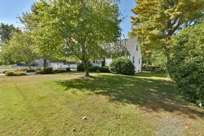 398 South St, Plainville, MA 02762 - Photo 25