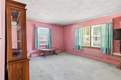 16 Holly Ct, Springfield, MA 01151 - Photo 13