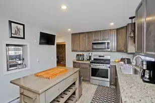 107 Parenteau Dr, Chicopee, MA 01020 - Photo 13