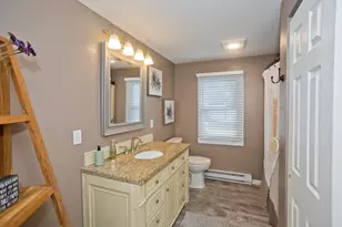 107 Parenteau Dr, Chicopee, MA 01020 - Photo 27
