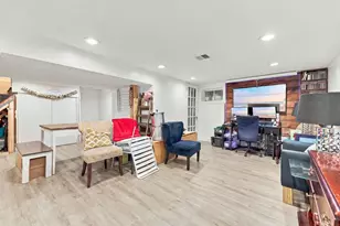 45 Sidney Ave, Lynn, MA 01902 - Photo 33