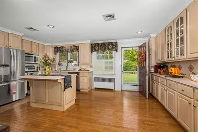 15 Juniper Rd, Fitchburg, MA 01420 - Photo 5