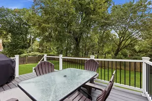 8 Guilford St, Worcester, MA 01606 - Photo 23