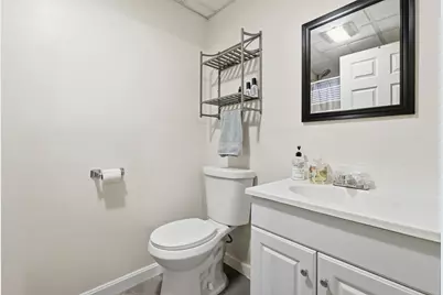 8 Guilford St, Worcester, MA 01606 - Photo 21