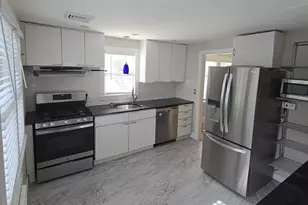 94 Hull St, Belmont, MA 02478 - Photo 3