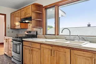 253 Fellsway W, Medford, MA 02155 - Photo 21