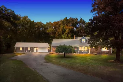 480 Hartford Ave E, Uxbridge, MA 01569 - Photo 1