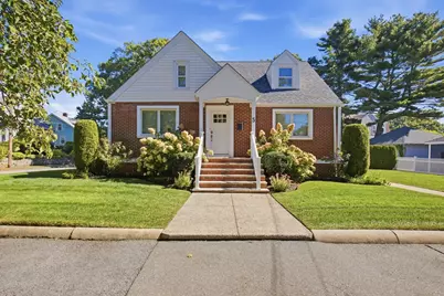 5 Sargent Road, Swampscott, MA 01907 - Photo 1