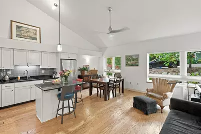 129 Hinckley St #129, Northampton, MA 01062 - Photo 7