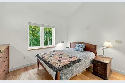 129 Hinckley St #129, Northampton, MA 01062 - Photo 13