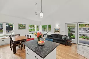 129 Hinckley St, Northampton, MA 01062 - Photo 9