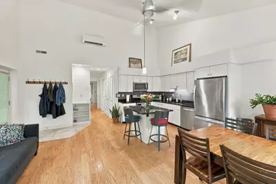 129 Hinckley St #129, Northampton, MA 01062 - Photo 5
