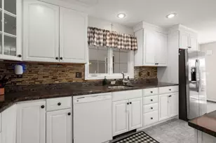 10 Valley Rd, Danvers, MA 01923 - Photo 5