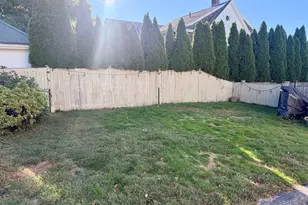 43 Upland Rd, Watertown, MA 02472 - Photo 5