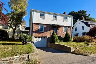 43 Upland Rd, Watertown, MA 02472 - Photo 3