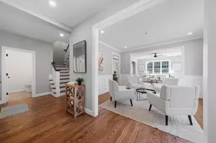 35 School St, Woburn, MA 01801 - Photo 5