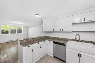 520 Talbot Ave, Boston, MA 02124 - Photo 5