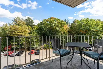 34 Hamilton Rd #404, Arlington, MA 02474 - Photo 5