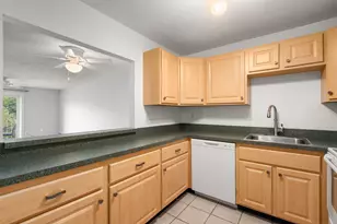 34 Hamilton Rd, Arlington, MA 02474 - Photo 11