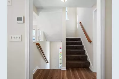 7 Snowberry Cir, Worcester, MA 01607 - Photo 3