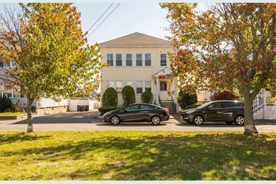 29 Oxford Park, Revere, MA 02151 - Photo 1