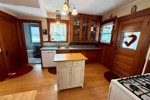 22 Madison Cir, Greenfield, MA 01301 - Photo 5