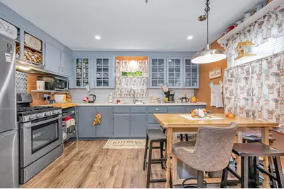 27 Legros Street, Fitchburg, MA 01420 - Photo 5