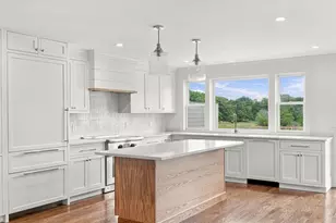 160 Hersey St, Hingham, MA 02043 - Photo 5