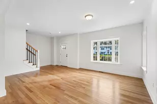 76 Valmor St, Worcester, MA 01604 - Photo 5