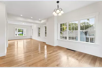 76 Valmor St, Worcester, MA 01604 - Photo 13