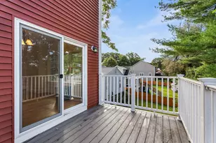 76 Valmor St, Worcester, MA 01604 - Photo 33