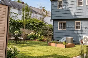 631 E Merrimack St, Lowell, MA 01852 - Photo 27