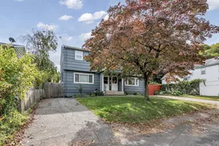 631 E Merrimack St, Lowell, MA 01852 - Photo 3