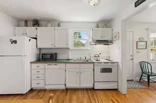 8 Bayfield Rd, Gloucester, MA 01930 - Photo 11