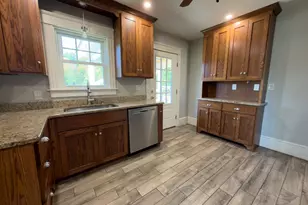 1327 Providence Rd, Northbridge, MA 01588 - Photo 9