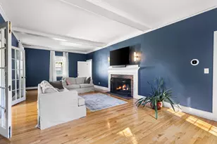 133R Pleasant St, Woburn, MA 01801 - Photo 9